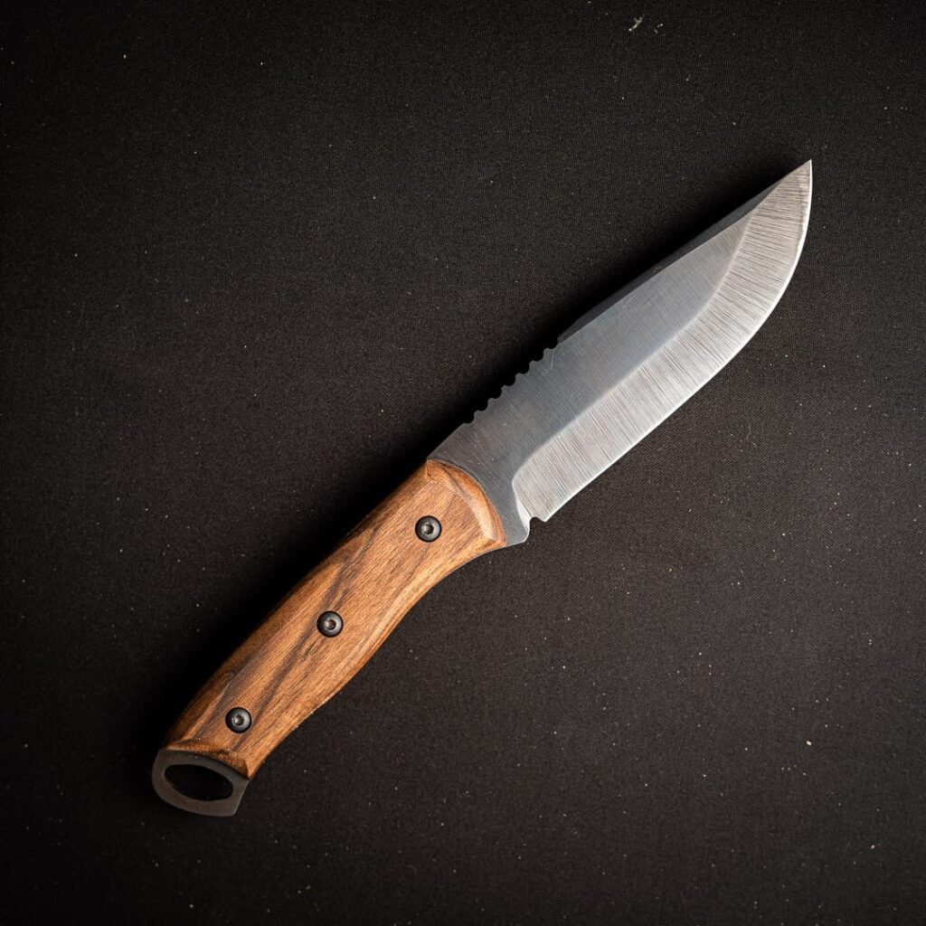 Beavercraft BSH4 Dusk – Carbon Steel Bushcraft Knife Walnut Handle with Leather Sheath – gallery image 3
