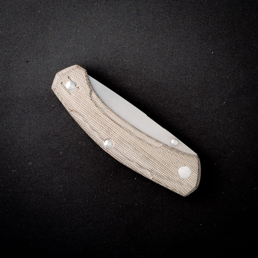 GiantMouse ACE Iona V2 - Green Canvas Micarta Discounted "Rescue Mouse" – gallery image 5
