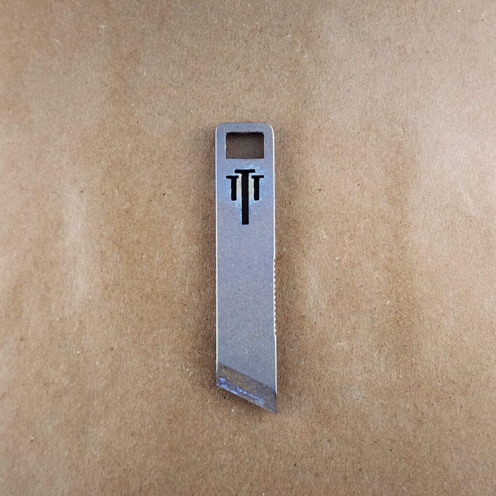 Titanium Mini Pry Bar with Beautiful Heat Treat Patina – gallery image 2