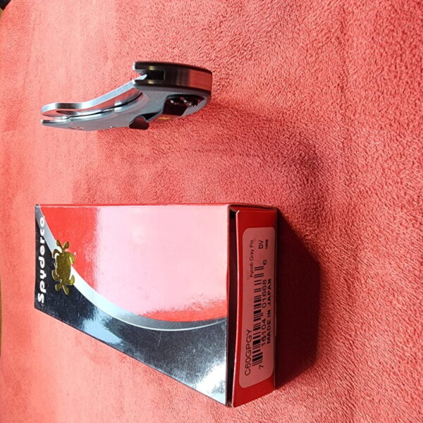 Spyderco Ayoob Gray Pin C60GPGY - Image 4