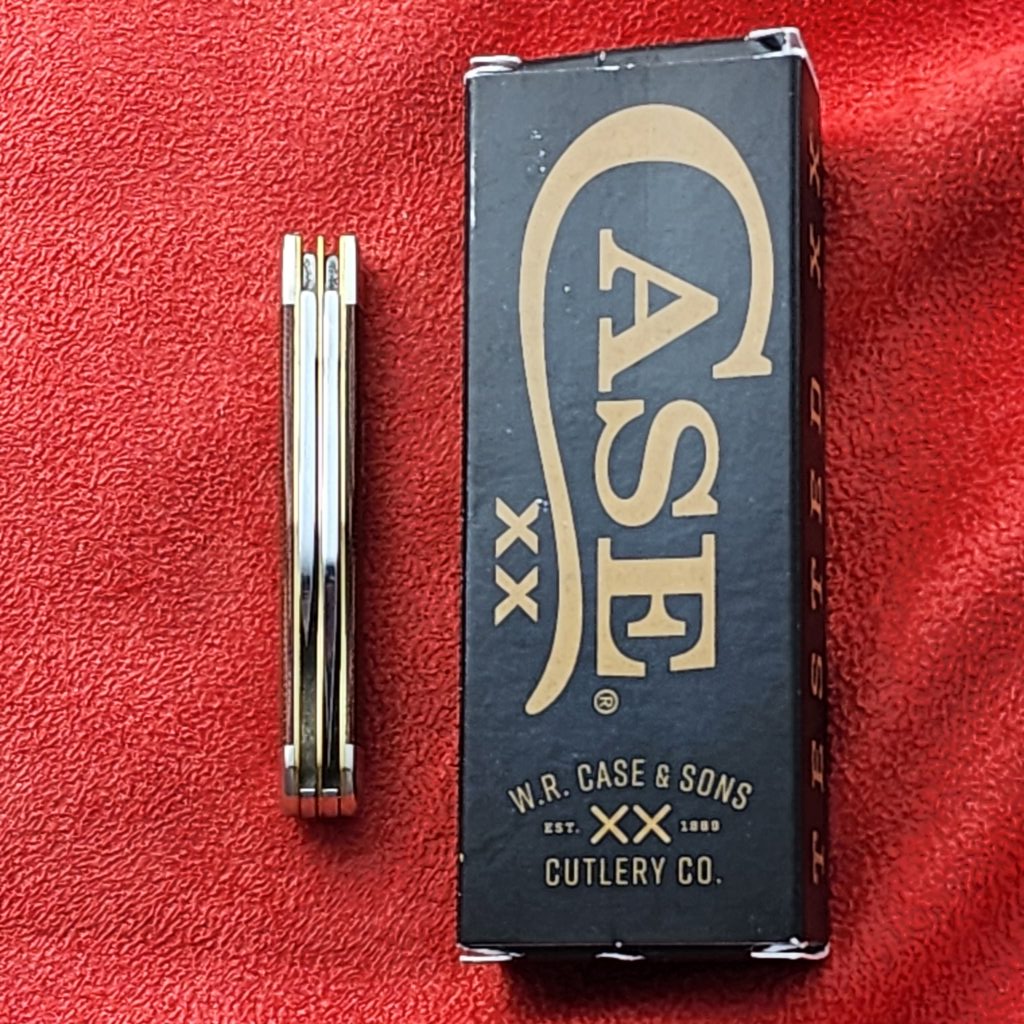 Case XX Natural Canvas Micarta Smooth Swell Center Jack 10225 1/2 SS – gallery image 3