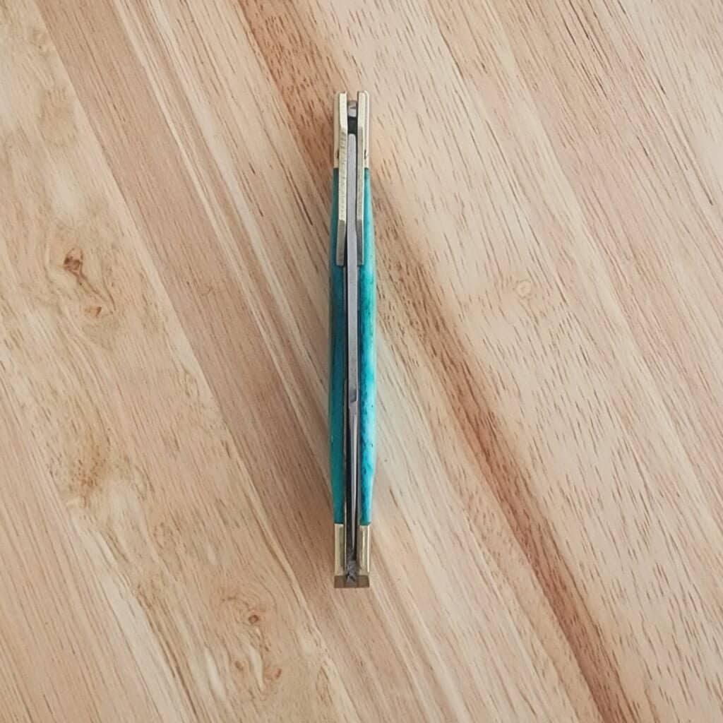 Frost Cutlery Blue Smooth Bone Lockback with Swing Guard – gallery image 4