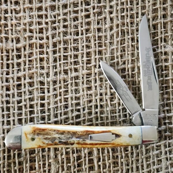 Schatt & Morgan Cutlery Co. #2005-032117 Stag Reversed Peanut 1 of 600 – gallery image 1