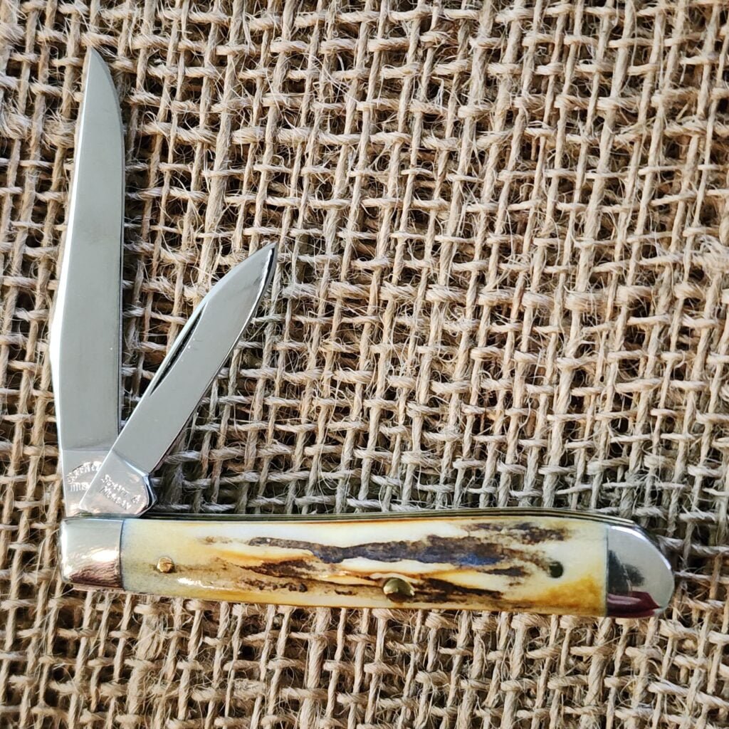 Schatt & Morgan Cutlery Co. #2005-032117 Stag Reversed Peanut 1 of 600 – gallery image 2