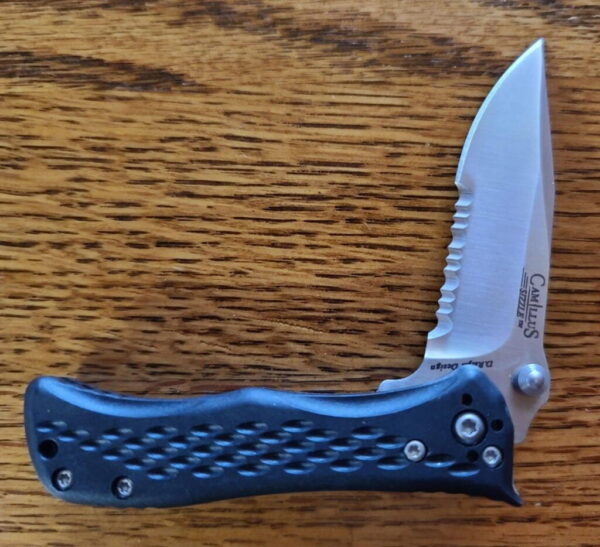 Camillus Frame Lock folder with belt clip Sizzler, Robo Powered – gallery image 1