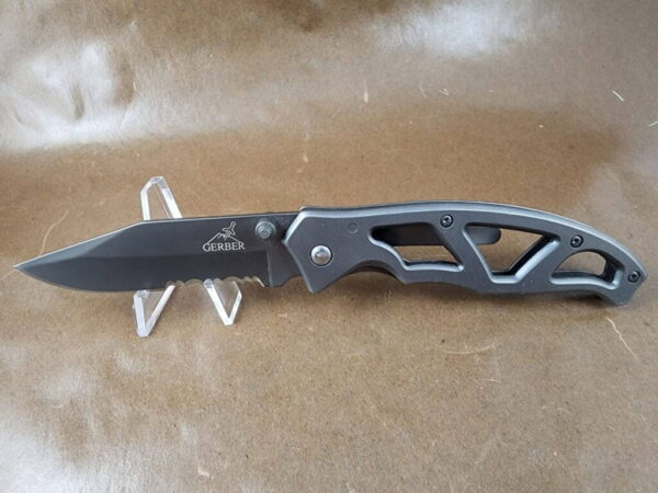 Gerber Para Frame Lock 3 1/4" blade new, no box