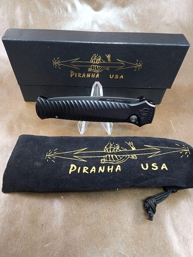 Piranha Mini Guard "Black" Plain CPM S30V Tactical Black Blade – gallery image 3