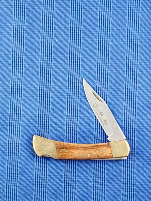 Golden Tiger Vintage Lockback Folder – gallery image 1