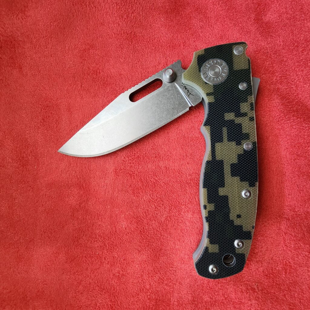 Demko AD20.5 - Clip - Digi Camo - S35VN – gallery image 3