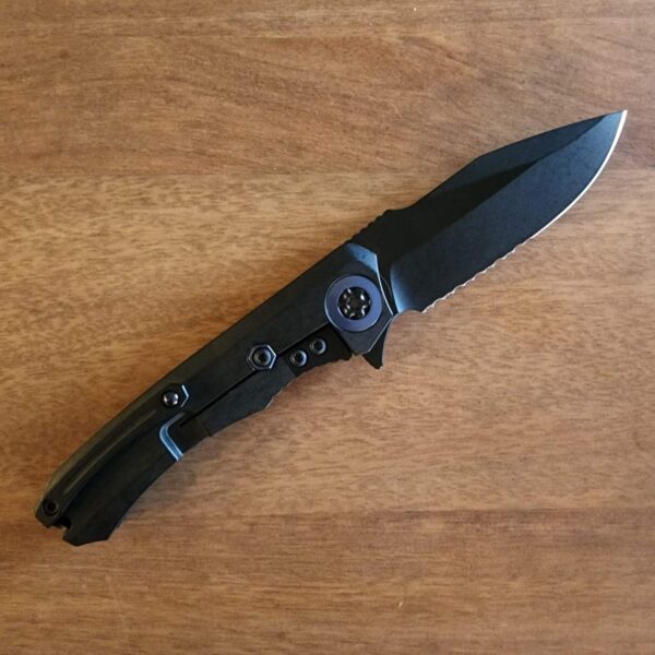 Heretic Knives Wraith Manual V3 DLC Single Edge Serrated with Blue Titanium Accents H001-6B-BLUTi