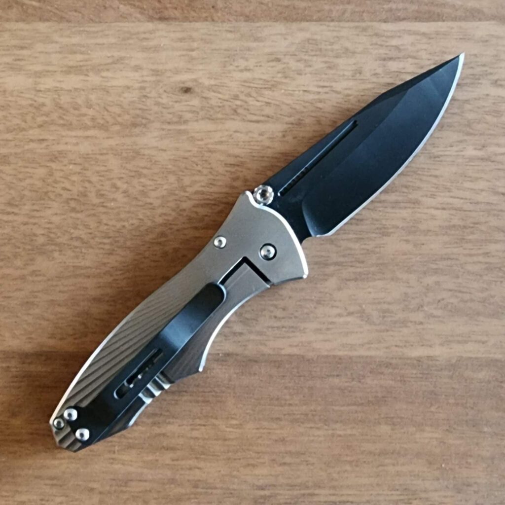 Paragon Knives USA "MOD" Master of Defense Frame Lock Aluminum Silver/Black Hornet – gallery image 5