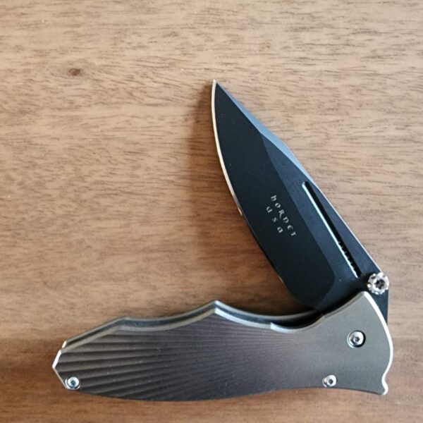 Paragon Knives USA "MOD" Master of Defense Frame Lock Aluminum Silver/Black Hornet – gallery image 1