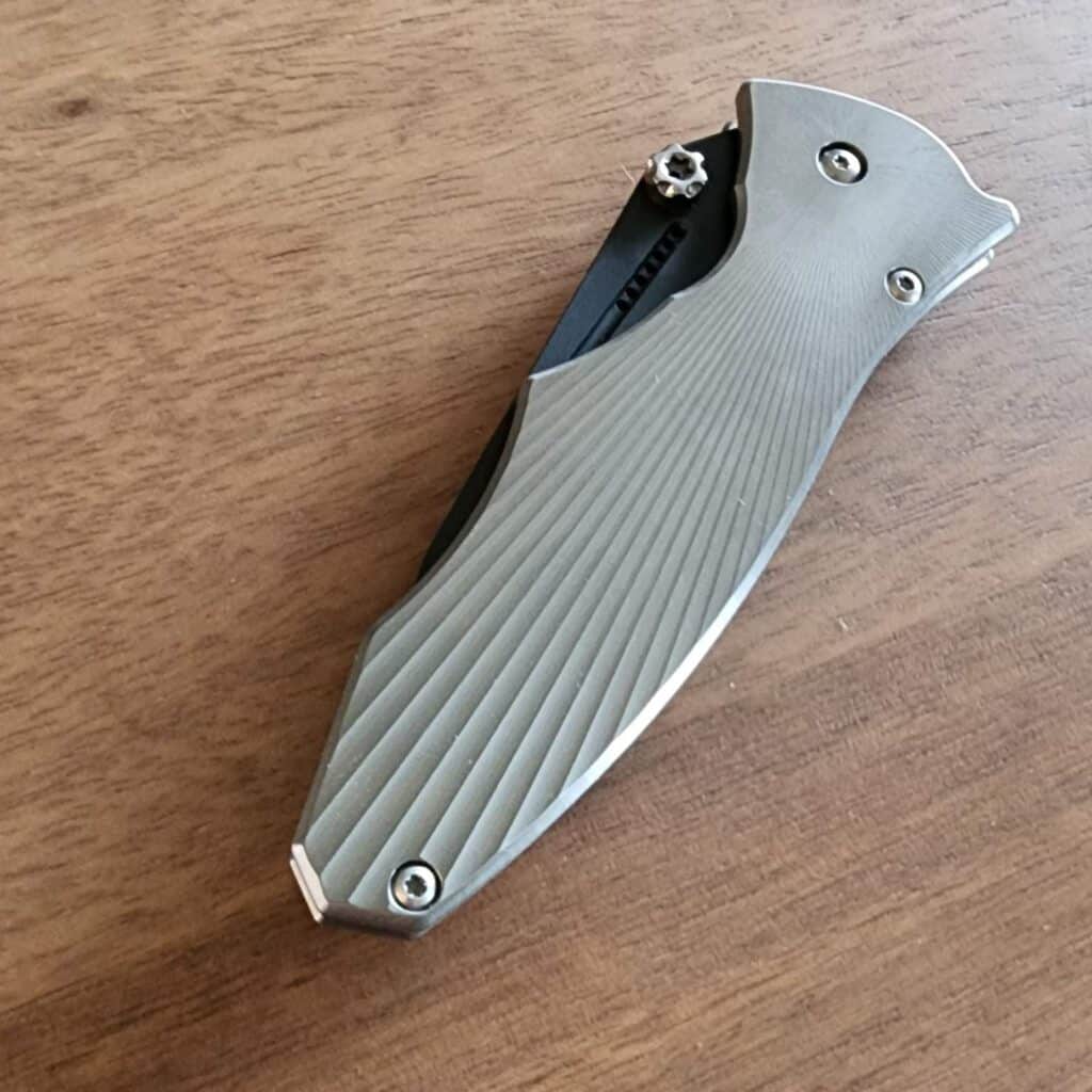 Paragon Knives USA "MOD" Master of Defense Frame Lock Aluminum Silver/Black Hornet – gallery image 4