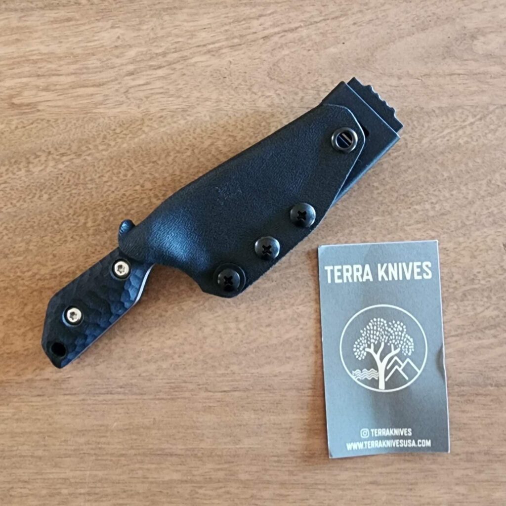 Terra Knives Trekker Magnacut 5.5" OAL Black G10 – gallery image 3