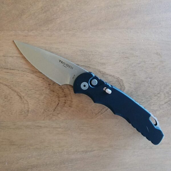 PROTECH T501 TACTICAL RESPONSE 5 AUTO BLACK HANDLE STONE WASH BLADE PLAIN EDGE – gallery image 1