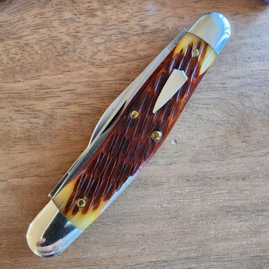 Great Eastern Cutlery #828318 Coper Head Jigged Bone – gallery image 4