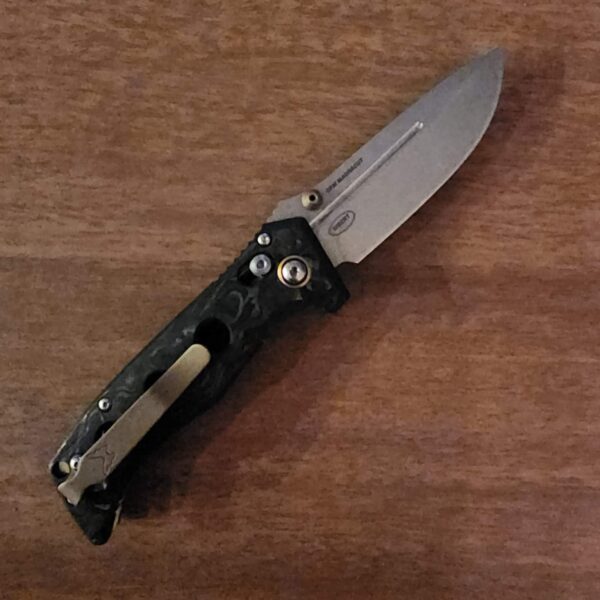 Benchmade Marbled CF Mini Adams 273-03 CPM-Magnacut – gallery image 1