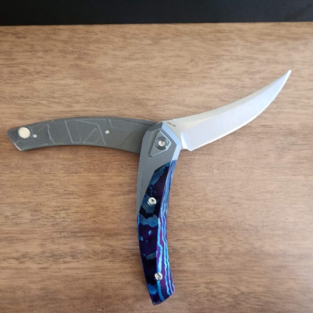 Suprlativ Piranha in Titanium Dark Blast/ Mokuti and M4 Belt Satin – gallery image 4