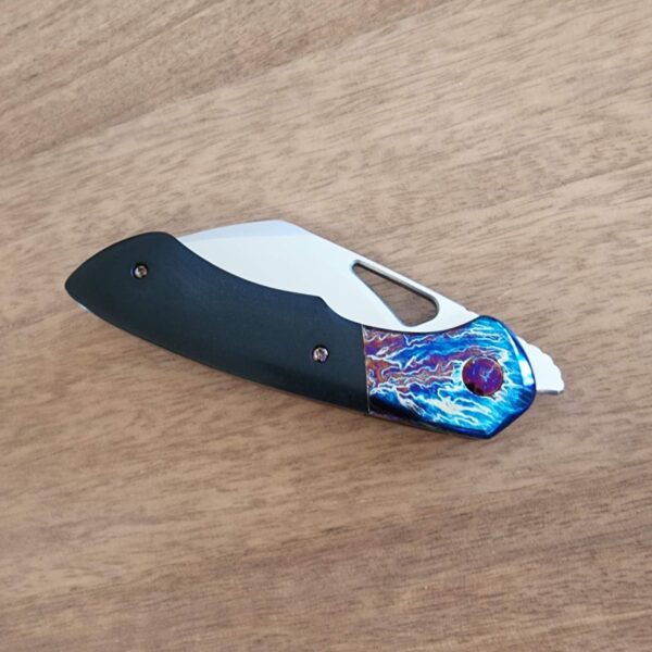 Olamic Custom Whipper Snapper Bolster Lock Sheep Foot Satin with Entropic Bolster-Black Paper - Image 6