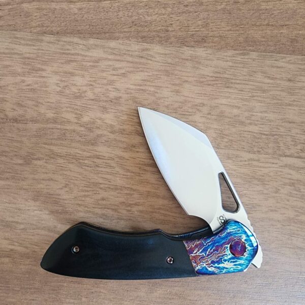 Olamic Custom Whipper Snapper Bolster Lock Sheep Foot Satin with Entropic Bolster-Black Paper - Image 4