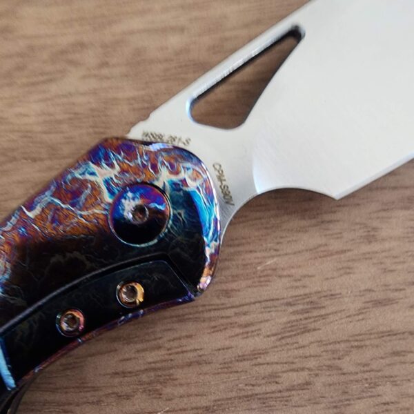 Olamic Custom Whipper Snapper Bolster Lock Sheep Foot Satin with Entropic Bolster-Black Paper - Image 2
