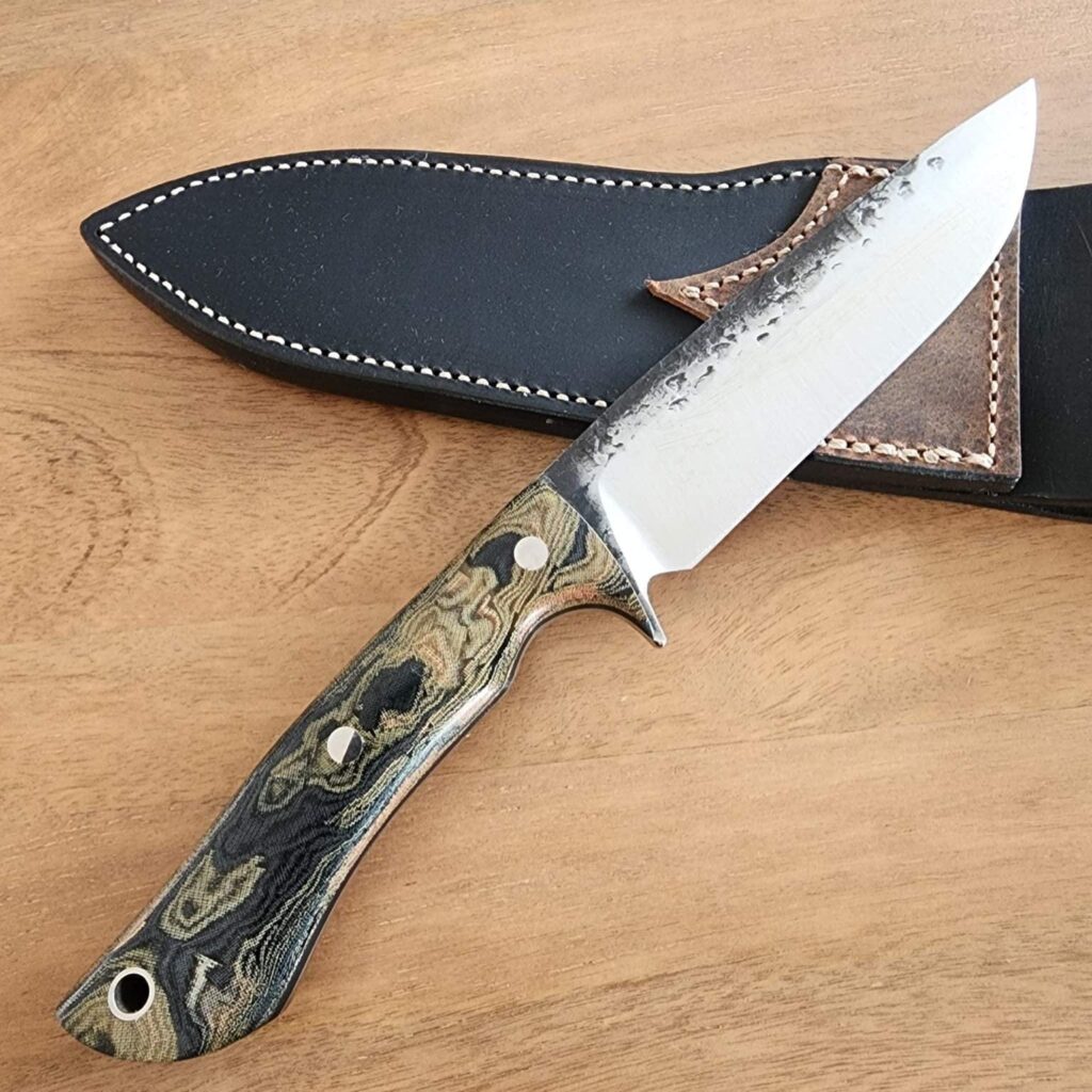 Lon Humphrey's Hand Forged Delta in 52100 and Camo Micarta with Black Liners – gallery image 3