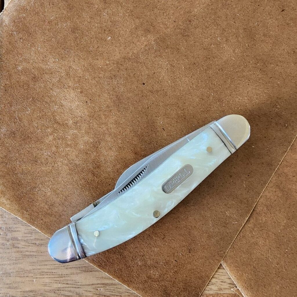 Imperial /Schrade Vintage USA Made Canoe IMP11 in Acrylic – gallery image 5