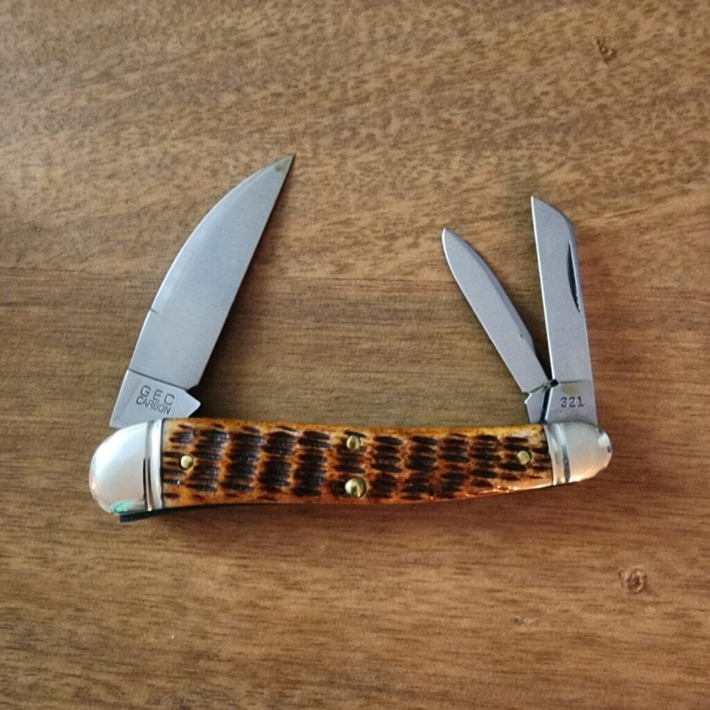 Great Eastern Cutlery #380321 Burnt Orange Jigged Bone – gallery image 4