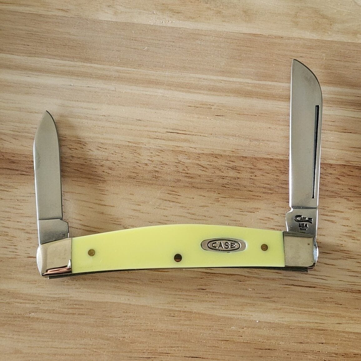 Case USA 1993-1999 Yellow 4 Dot Congress 32052 CV For Sale - TSA