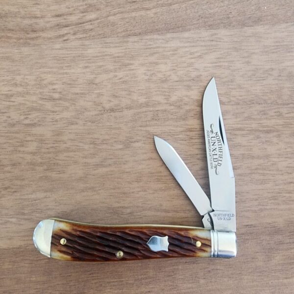 Great Eastern Cutlery #488224 Antique Yellow Jigged Bone – gallery image 1