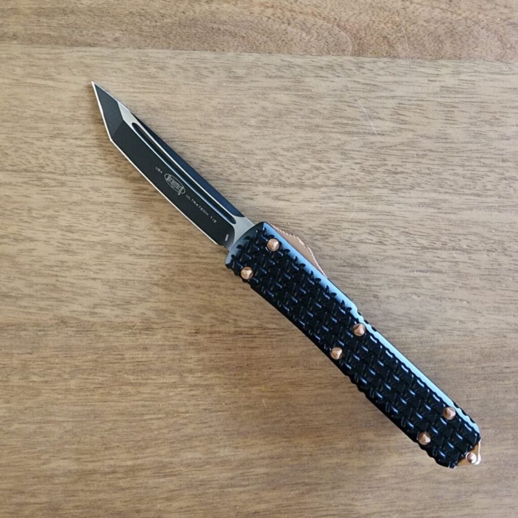 Microtech Ultratech Trigrip Copper Cerakote/Black DLC Tanto in M390 SN 116 USA Made 11/2022 – gallery image 2