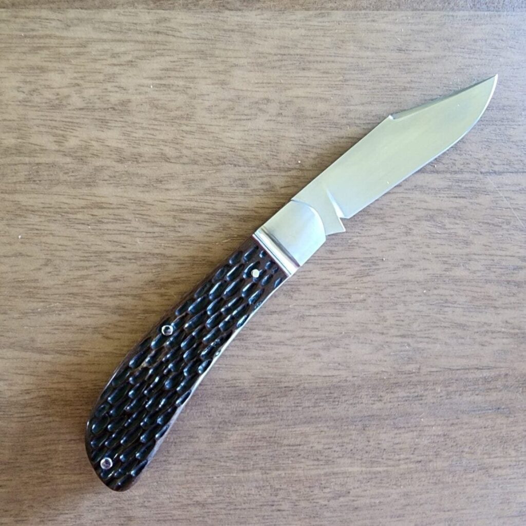 K'Roo Custom Lanny's Clip in Jigged & Dyed Bone Created May 2024 by W. O'Kelly knife for sale