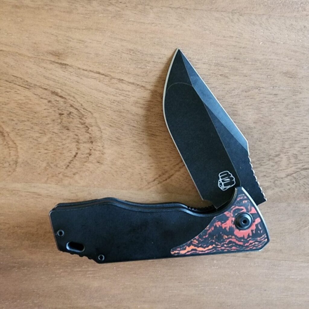 Something Obscene J-Cape V4 - St. Nick's Knives Exclusive - CPM-20CV - Fat Carbon/Titanium Handle – gallery image 4