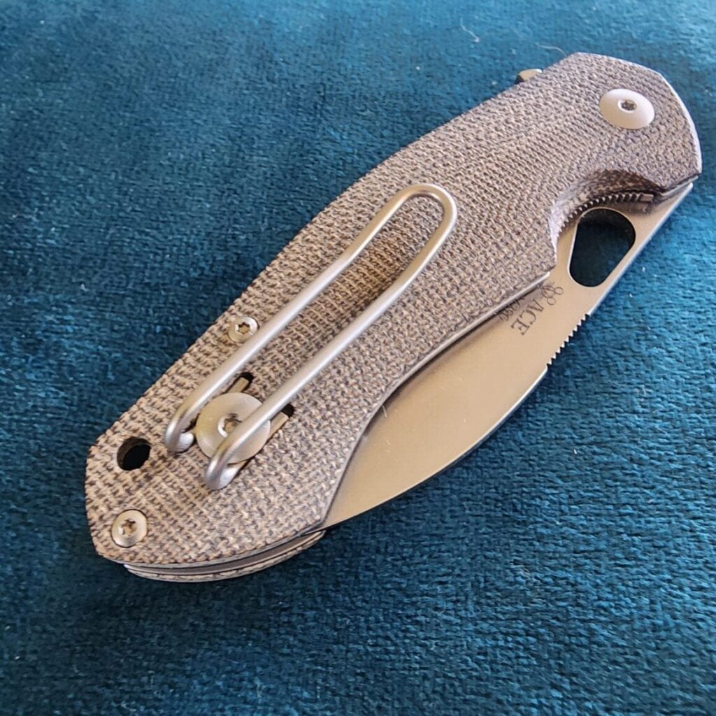 Giant Mouse ACE Biblio in Green Canvas Micarta Discounted "Rescue Mouse" – gallery image 4