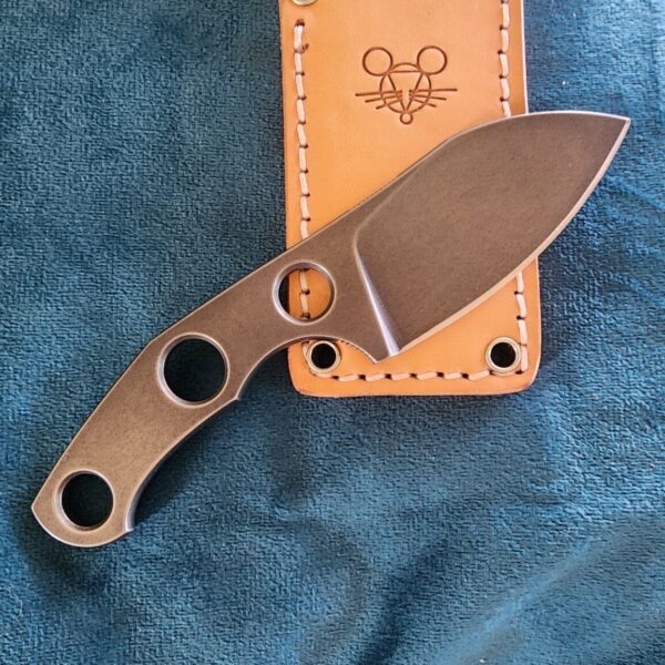 Giant Mouse ACE Fixed Blade GMF1-PDiscounted "Rescue Mouse" – gallery image 1
