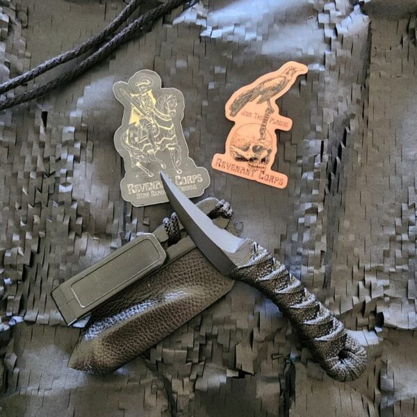 Revenant Corps G10 Great Tailed Grackle with Sheath and with Stingray Accents Black on Black. - Image 3