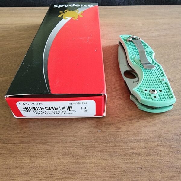 Spyderco Native 5 Mint M4 C41PJGR5 - Image 5