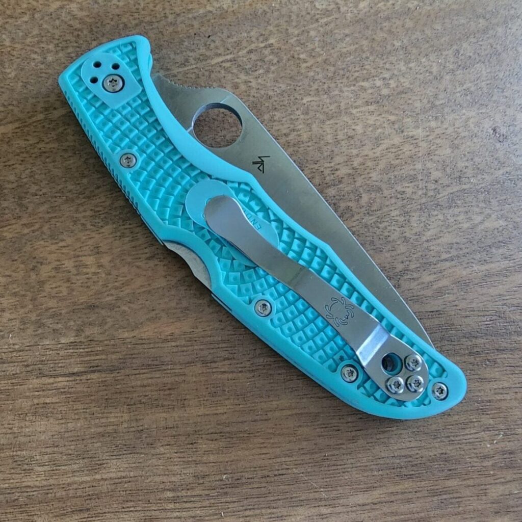 Spyderco Teal Endura 4 CPM S30V Japan gently used – gallery image 4