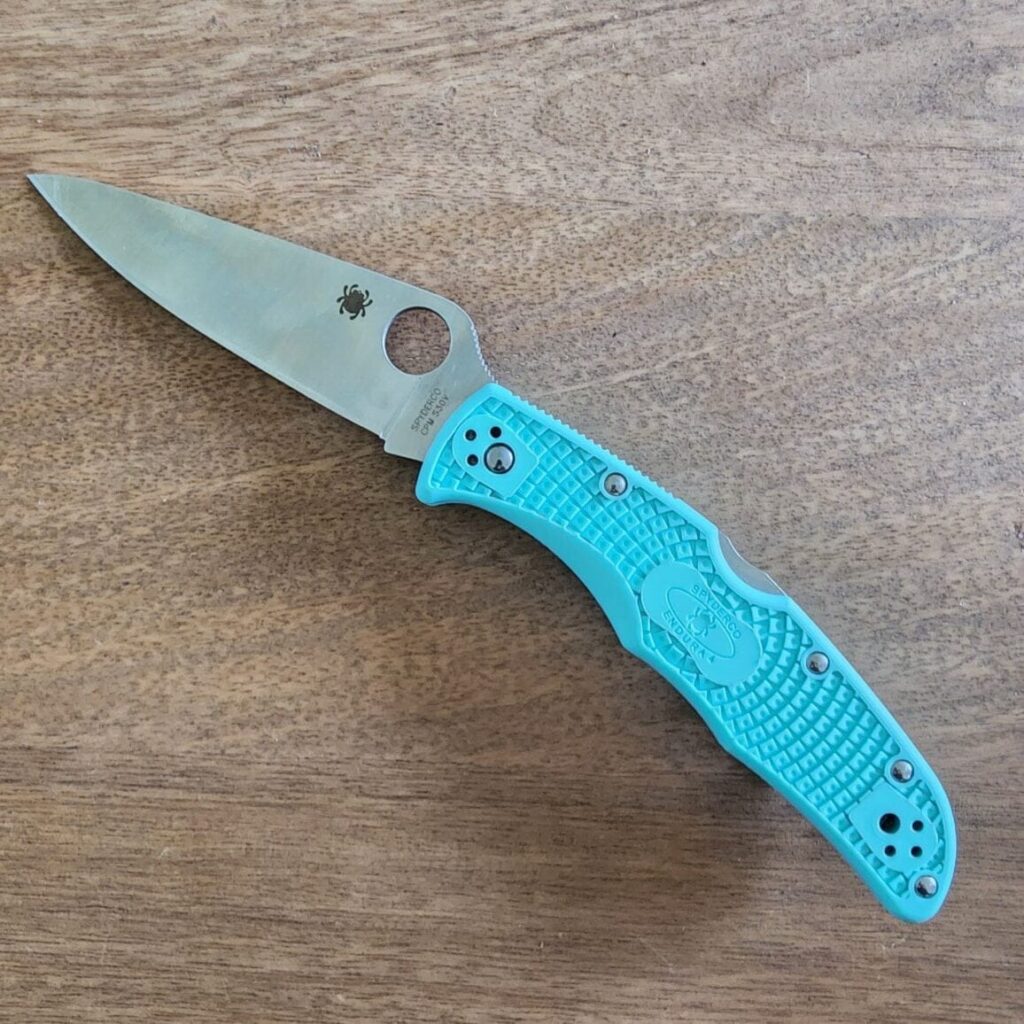 Spyderco Teal Endura 4 CPM S30V Japan gently used – gallery image 3