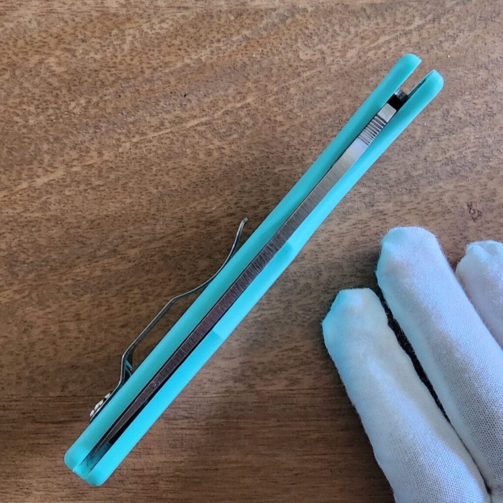 Spyderco Teal Endura 4 CPM S30V Japan gently used – gallery image 2