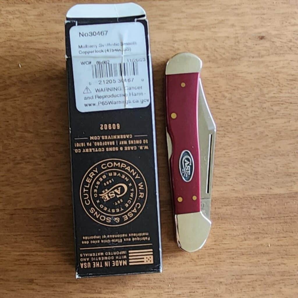 Case XX USA 30467 Copperlock in Mulberry Smooth Synthetic (used) – gallery image 4