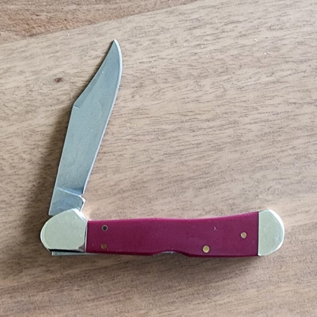 Case XX USA 30467 Copperlock in Mulberry Smooth Synthetic (used) – gallery image 2