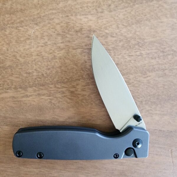 Kizer Original XL with 154 CM Stone Washed Blade, Button Lock and Aluminum. Model V4605C2 – gallery image 1