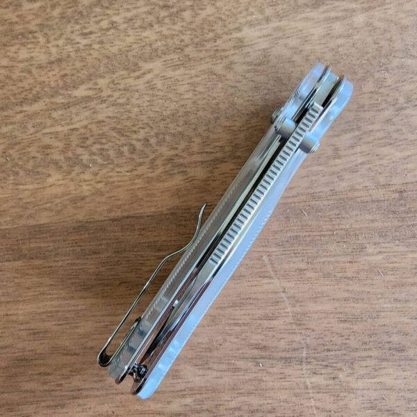 Kizer Drop Bear By Azo with Nitro V Satin Blade, PMMA & Clutch Lock. Model V3619A1 - Image 3