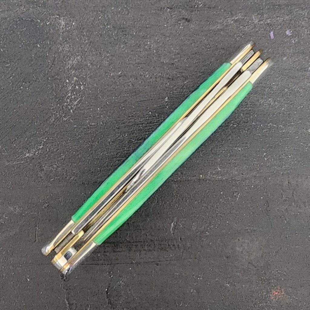 Case XX USA 6318 SS Hunter Green Sawcut Bone Medium Stockman – gallery image 4