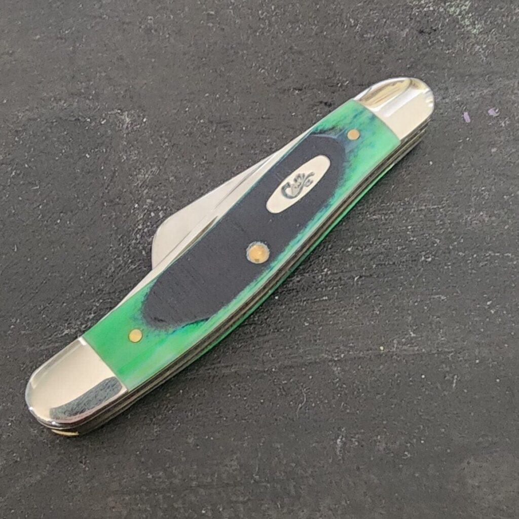 Case XX USA 6318 SS Hunter Green Sawcut Bone Medium Stockman – gallery image 3