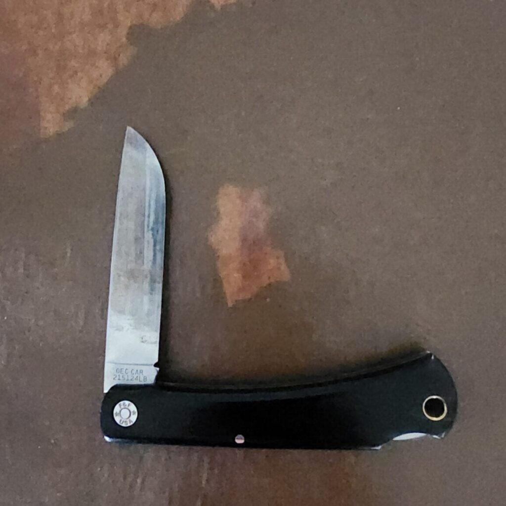 Great Eastern Cutlery #215124 LB Black Linen Micarta USED – gallery image 4