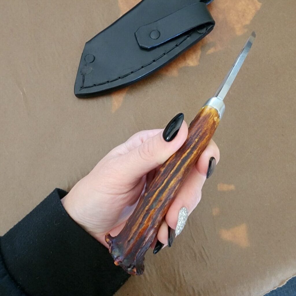 BillaBong Blades Deer Antler Custom Hunting Knife knife for sale