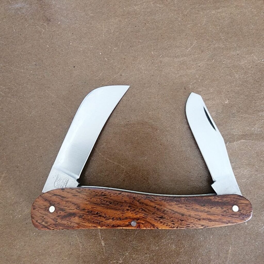 Titusville Cutlery Rooster Comb Cocobolo Rosewood Shadow Pattern by Daniels 08/2024 – gallery image 3