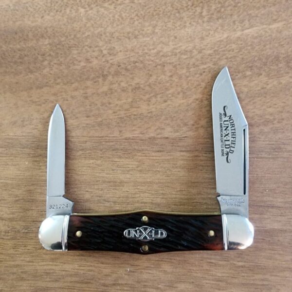 Great Eastern Cutlery #321224 Hemlock Jigged Bone – gallery image 1